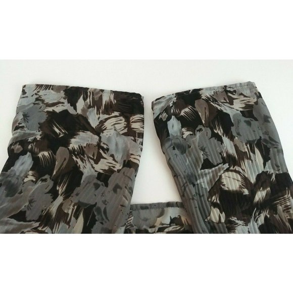 Apt 9 Petite Gray, Brown, & Black Floral Button Up Sheer Silky Blouse Size PL - Picture 3 of 6